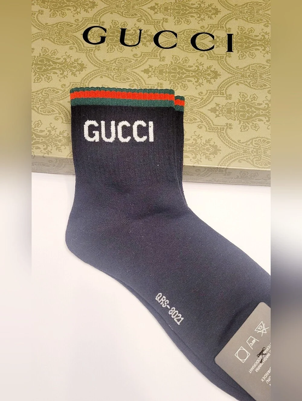 🇮🇹 Gucci Navy Crew 🧦Socks with Red and Green Stripe✨️